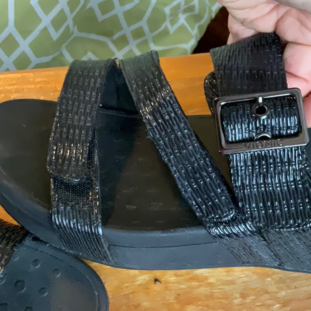 Vionic sandals - image 14